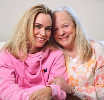 Victoria Granucci with her daughter Teddi Jo Mellencamp